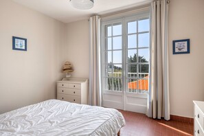 4 bedrooms, iron/ironing board, free WiFi - Villa 100m From the Beach (Pornic)