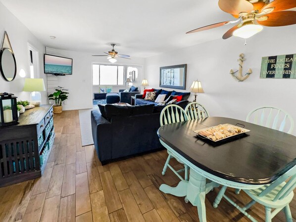 Cottage, 2 Bedrooms | Living room
