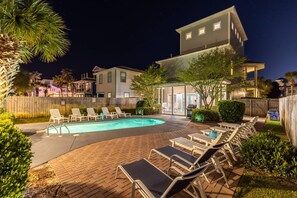 House, 5 Bedrooms | Exterior