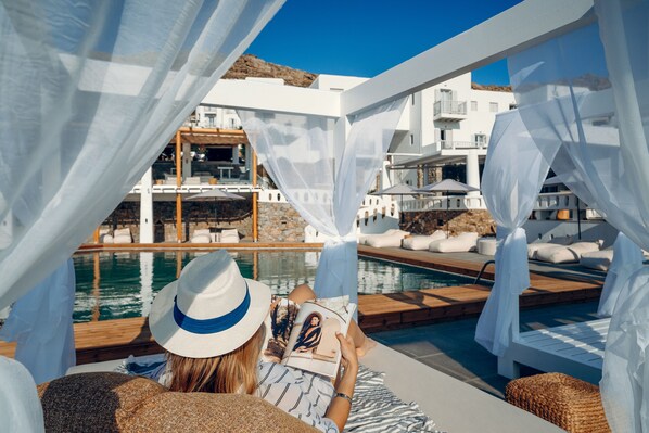 Seasonal outdoor pool - Penelope Village Mykonos (Mykonos)