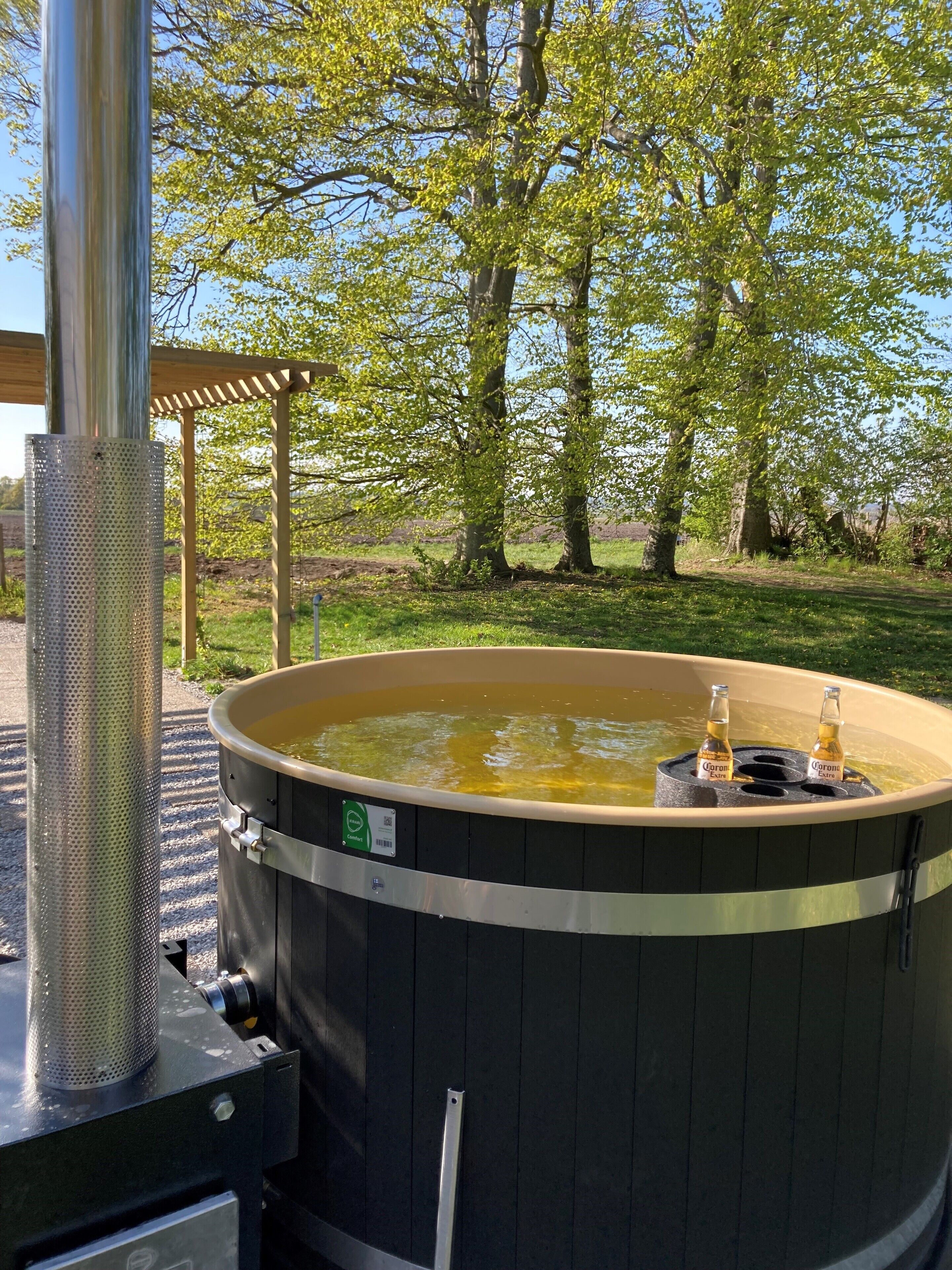 Departamento clásico, varias camas, cocina | Tina de hidromasaje privada