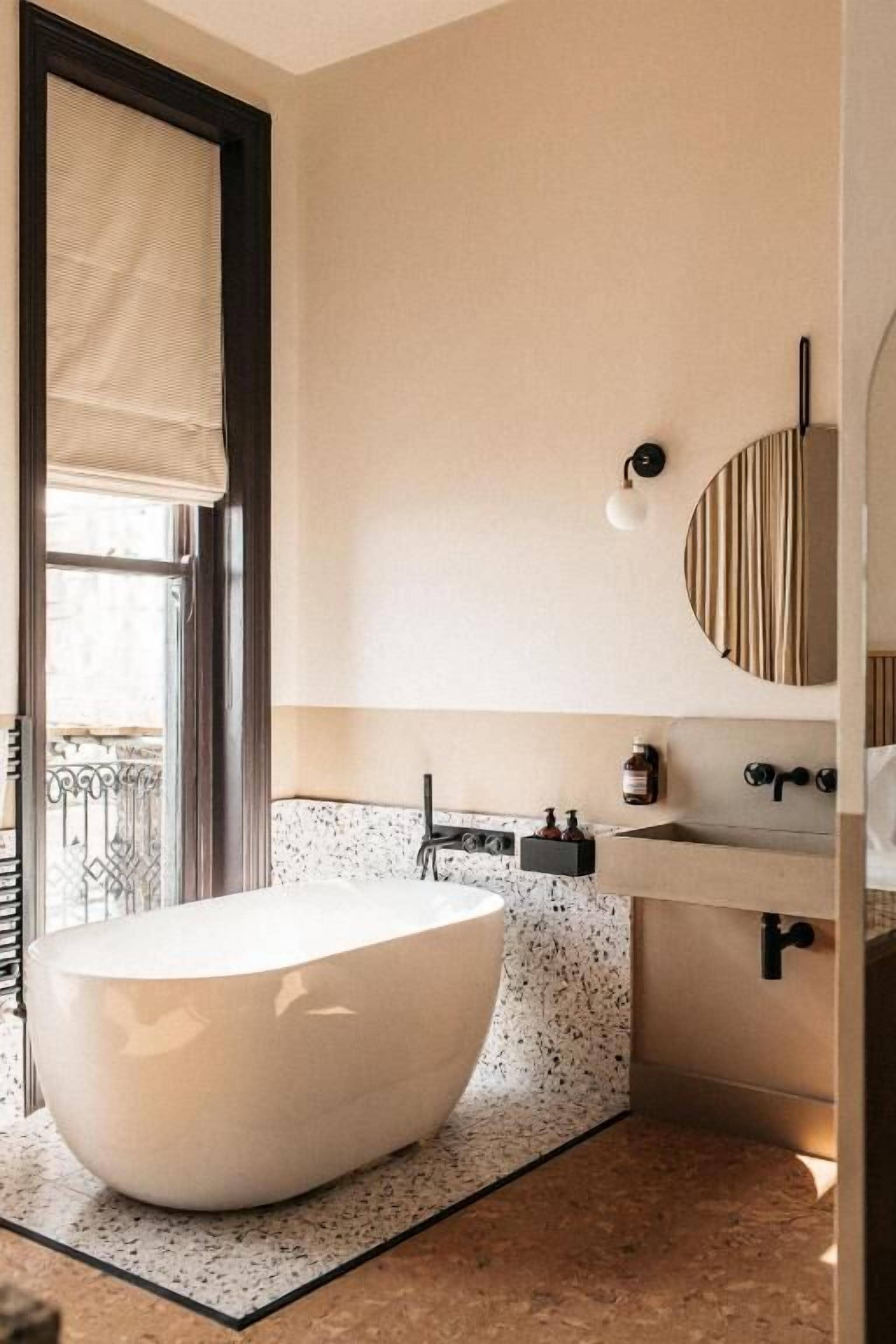 luxury double room, bathtub, sea view | bathroom | separate bathtub and shower, rainfall showerhead, free toiletries