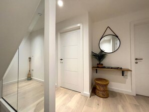 Interior - Luxury Smart Eco Home in Newquay by Tolcarne beach (Newquay)