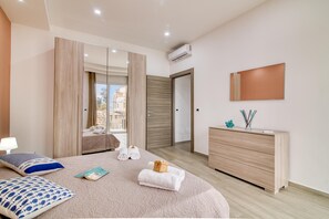 Appartement Familial, plusieurs chambres, vue mer (Corallo House 200m From The Sea)