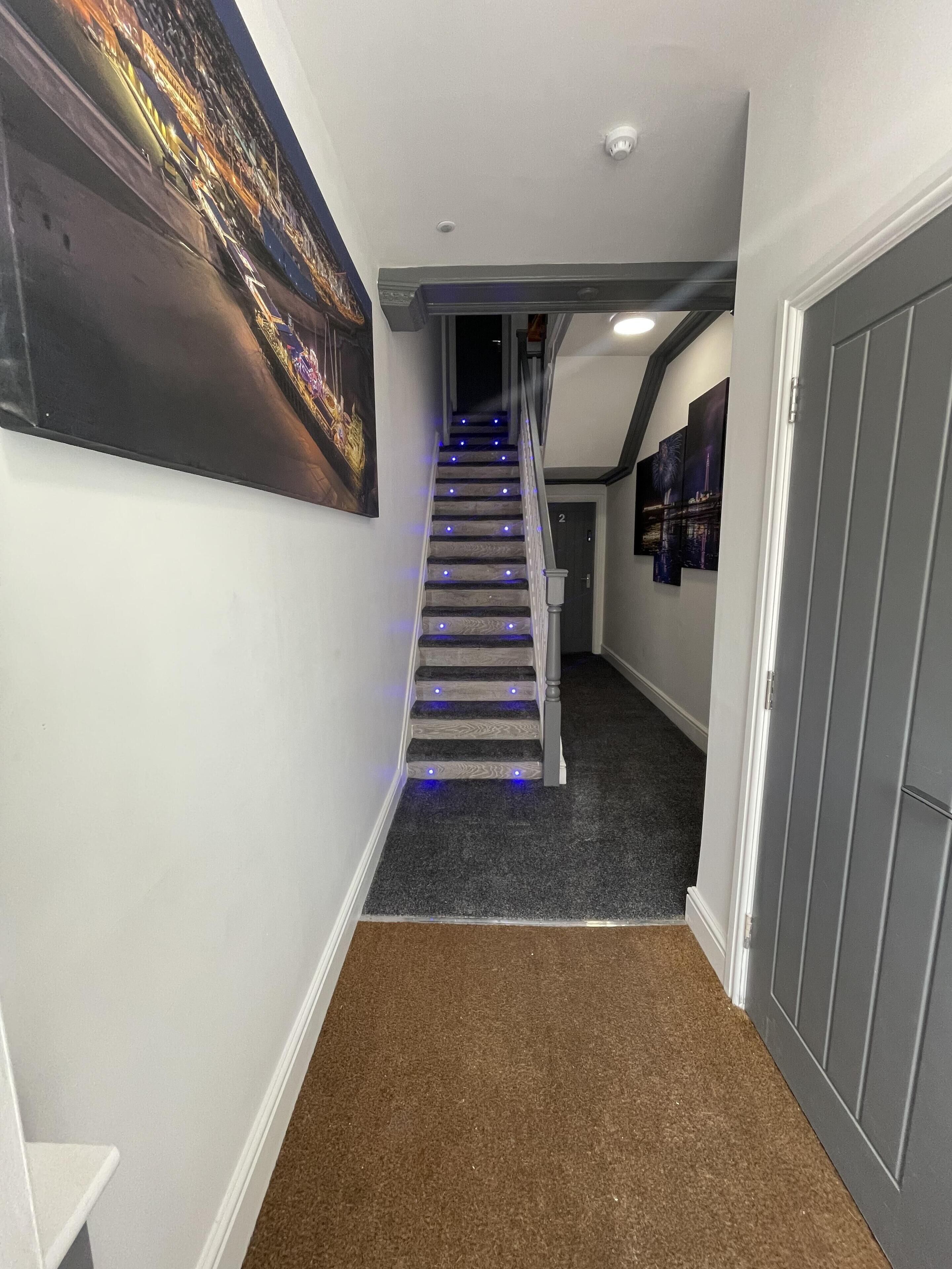 奢華公寓, 私人浴室, 花園景觀 (HOT TUB & spa bath ) | 大廳