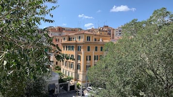 Quarto casal luxo, sacada | Vista do quarto