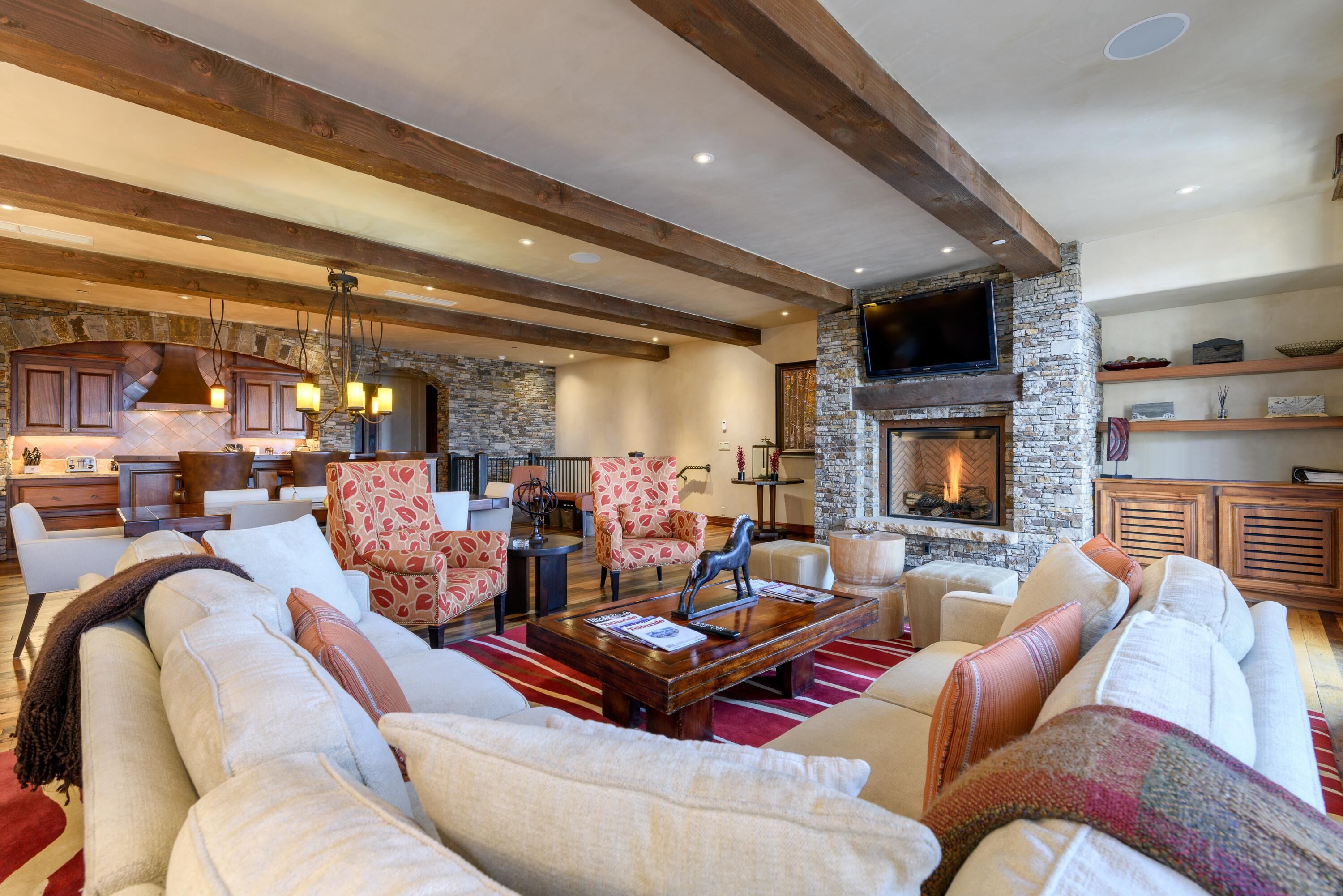 See Forever Mt Wilson 124- Amazing views with luxurious furnishings