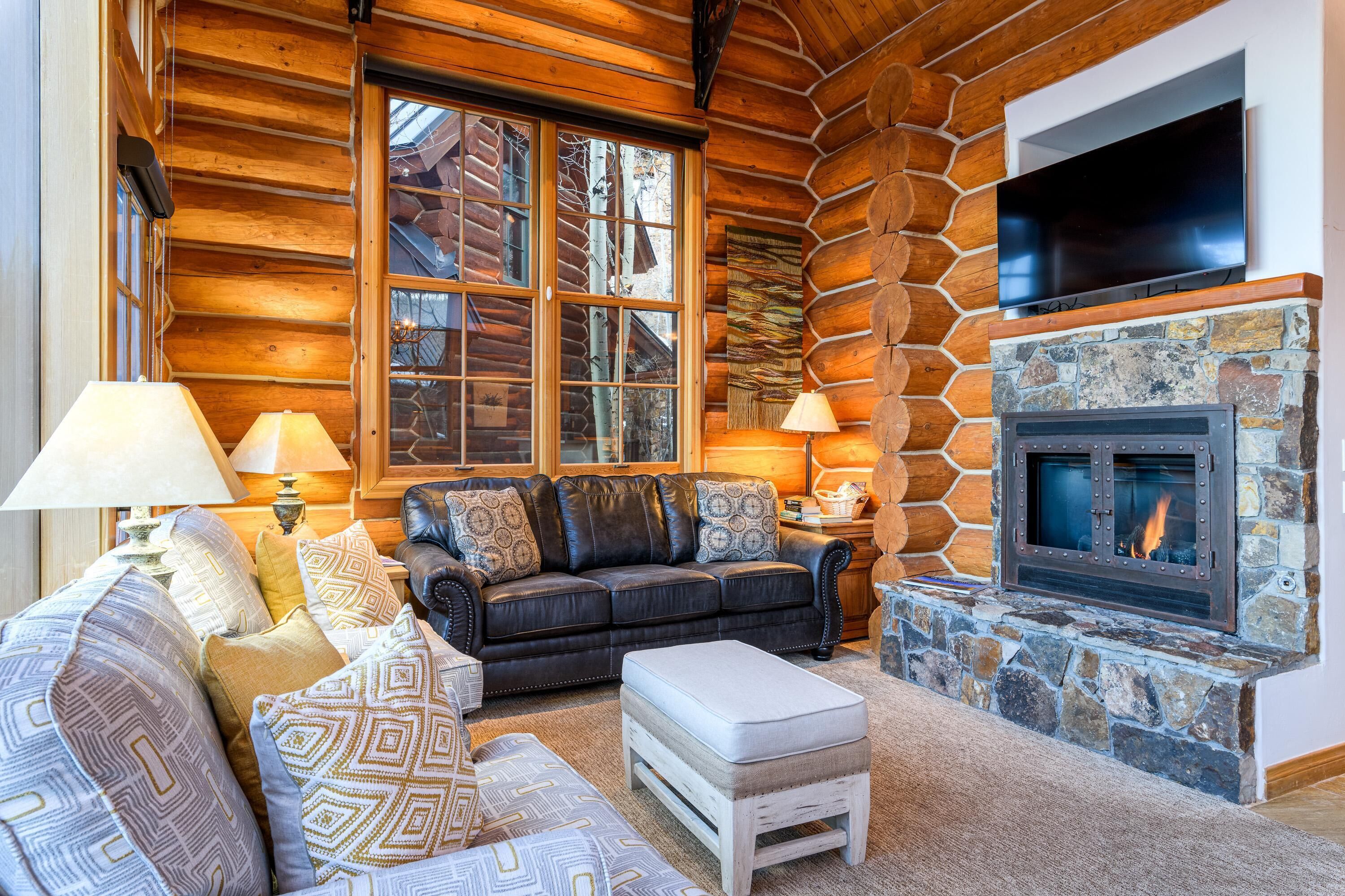 See Forever Cabin 104-Revel in the comfort and style of this three bedroom cabin