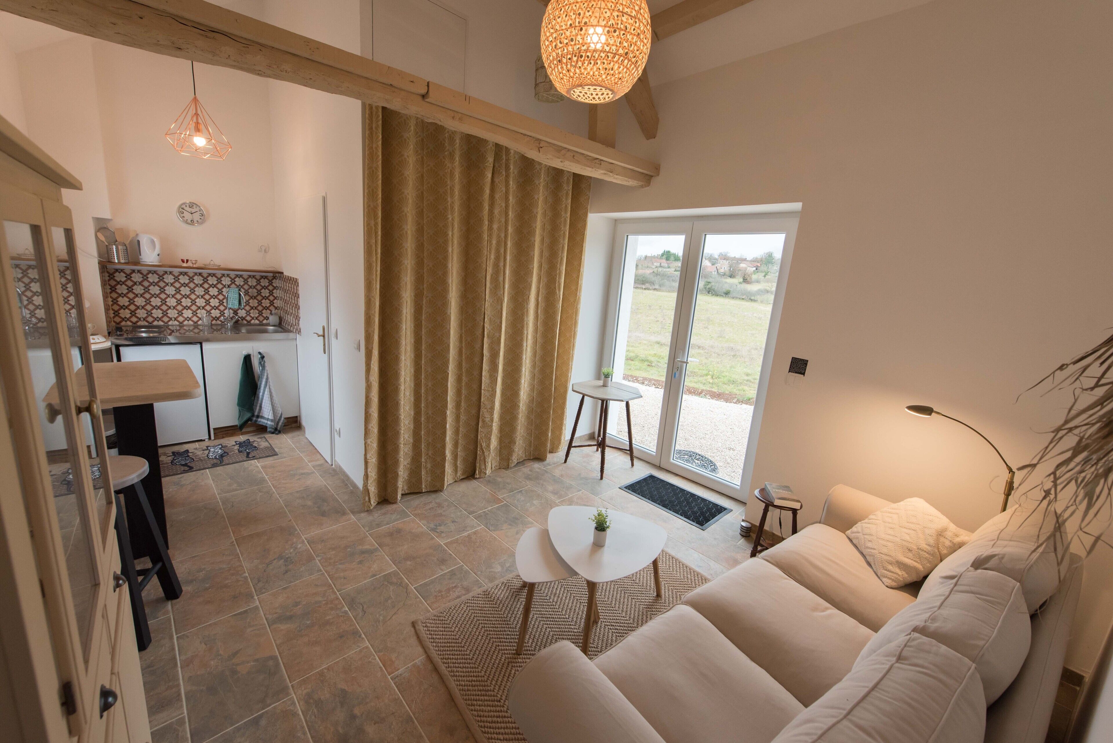 Little lovely house in the countryside with a beautiful view