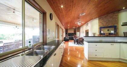 Resort Like Farm Stay in Wyee 1 Hour away from SYD