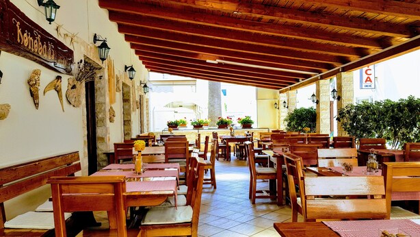 Restaurant - Villa Palčić (Novalja)