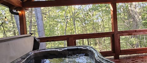 Bain à remous extérieur