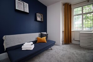 Apartment | 3 Schlafzimmer, Bügeleisen/Bügelbrett, kostenloses WLAN, Bettwäsche