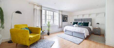 Apartment, 1 Queen Bed | 1 bedroom, iron/ironing board, free WiFi, bed sheets