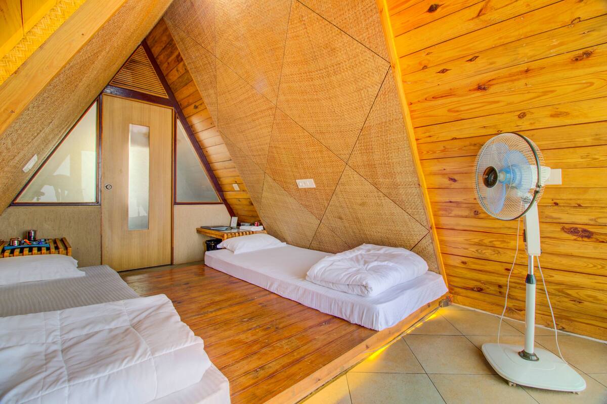 Chalet Économique | Literie de qualité supérieure, rideaux occultants