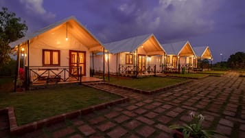 Luxury Tent | Balcony