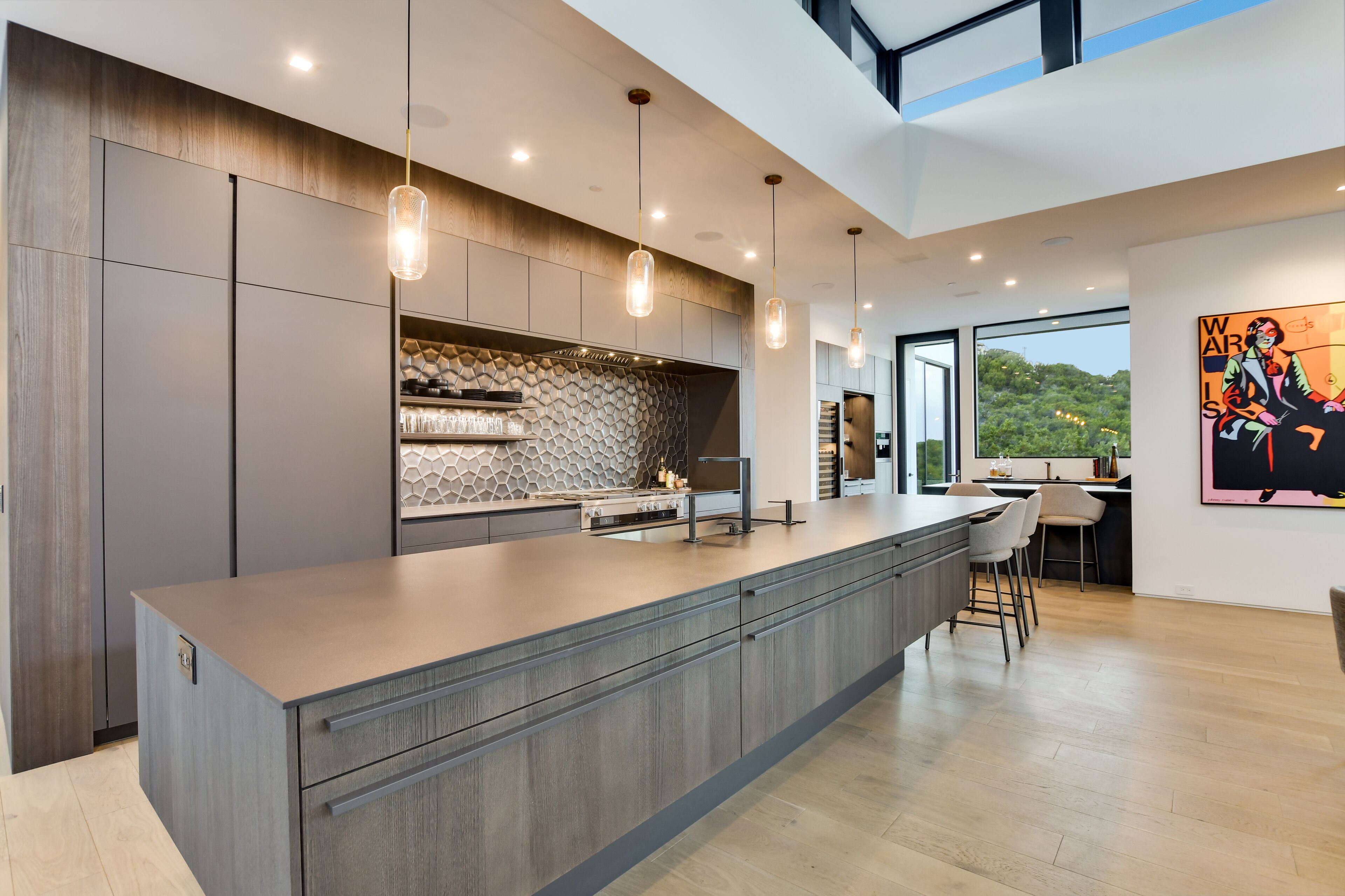 Free Night I Above Accolade I Luxury Services I Private I Pool/Spa l F1 Host