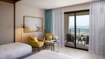 Deluxe Room (Ocean) | 1 bedroom, premium bedding, minibar, in-room safe