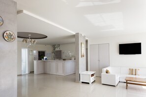Reception - Areti Hotel (Agios Vasileios)