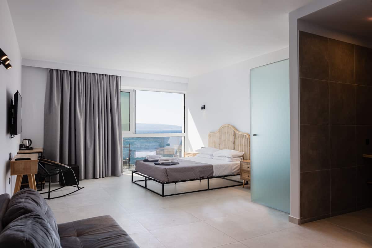 Superior Room with Sea View | Wi-Fi、床單