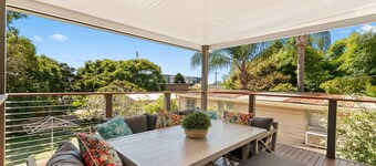 Moorooba Pet Friendly Holiday Home Nelson Bay