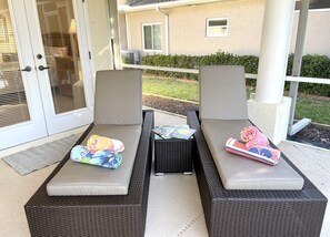 Terrace/patio - * “Livin' The Dream” A Golfer's Paradise! South facing Free Pool/Spa Heat * (Rotonda West)