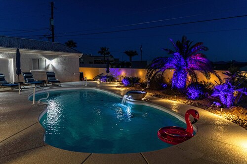 Tropical Heated Pool, Games Sunset Views