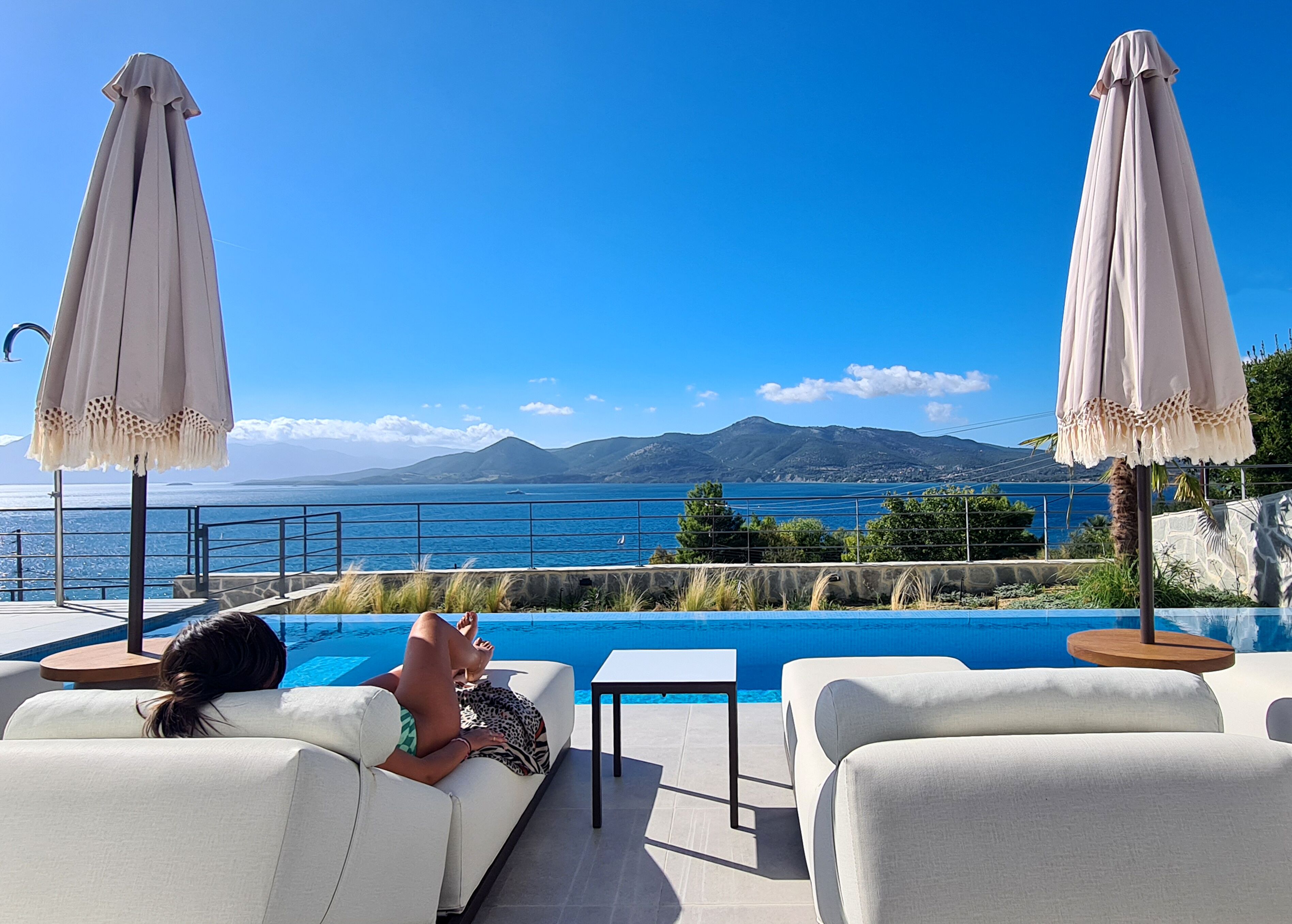 Modern Villa Empeiria with Private Pool in Paleros