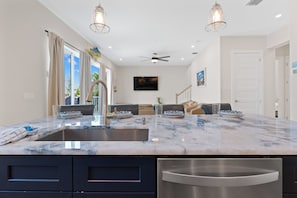Interior - ☀️Bay Front with Private Screened Pool - Blue Dolphin View☀️ (Fort Myers Beach)