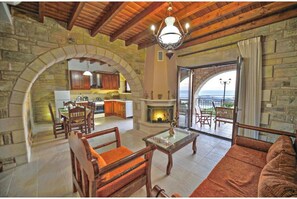 Interior - May offer!!! Book at a discounted rate, valid until 31st May.  (Phalasarna)