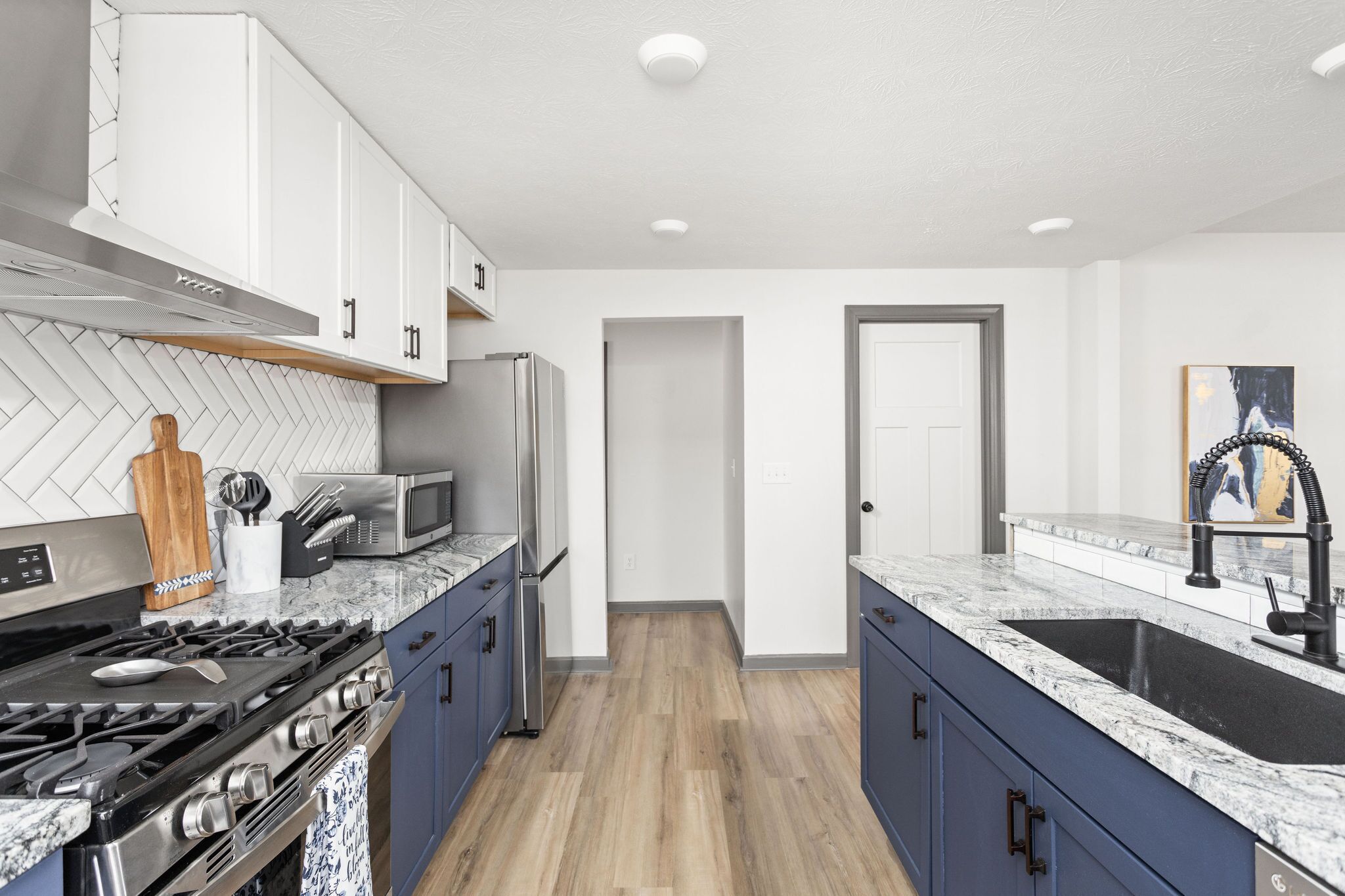 SunnyBlue Indy Downtown ranch 2 miles Lucas Stadium