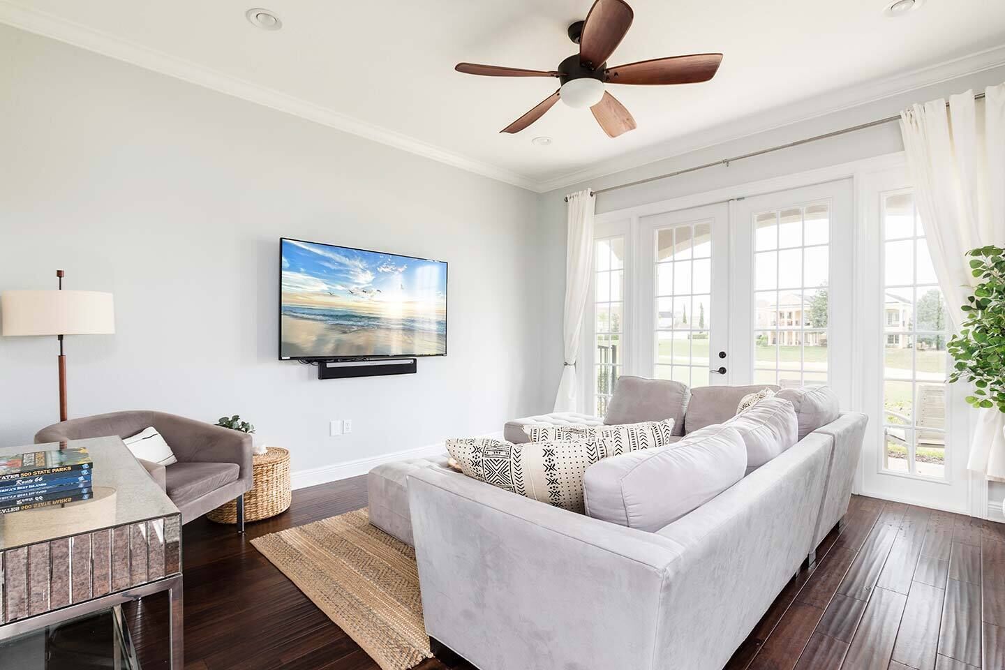 Bright Oasis with Themed Games Room at Reunion