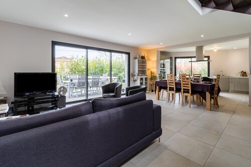 Les Arènes - Drei Schlafzimmer Haus, Schläft 6