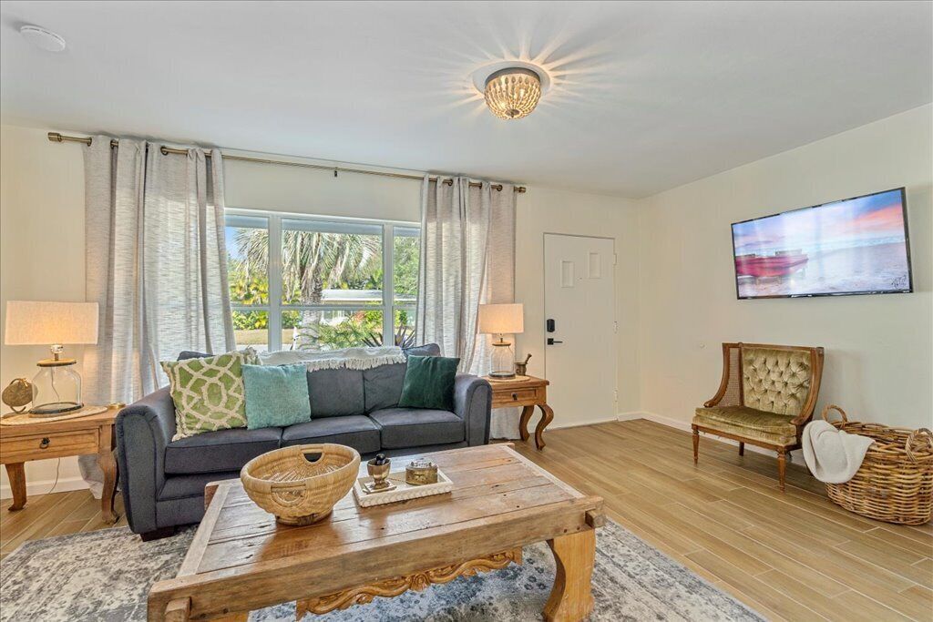 Moroccan Bungalow | Heated Saltwater Pool + Screened-In Porch!