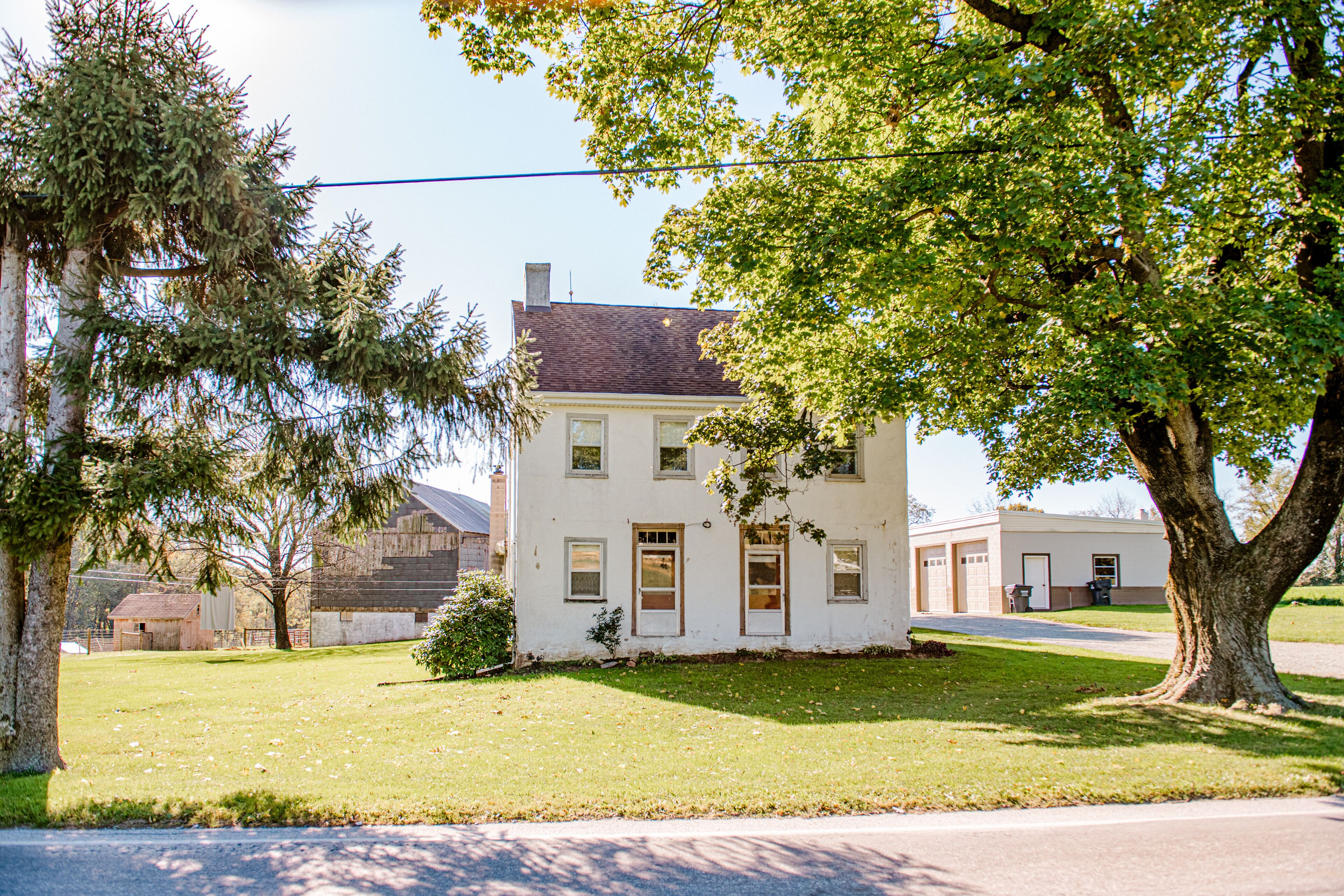 Windchaser Farm | Beautiful Amish Farm w/ Animals + Fire Pit
