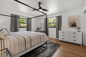 3 bedrooms, travel crib, WiFi, bed sheets