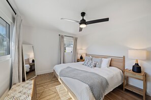 4 Schlafzimmer, Bügeleisen/Bügelbrett, Reisekinderbett, WLAN
