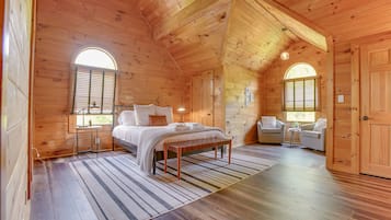 6 bedrooms, iron/ironing board, WiFi, bed sheets