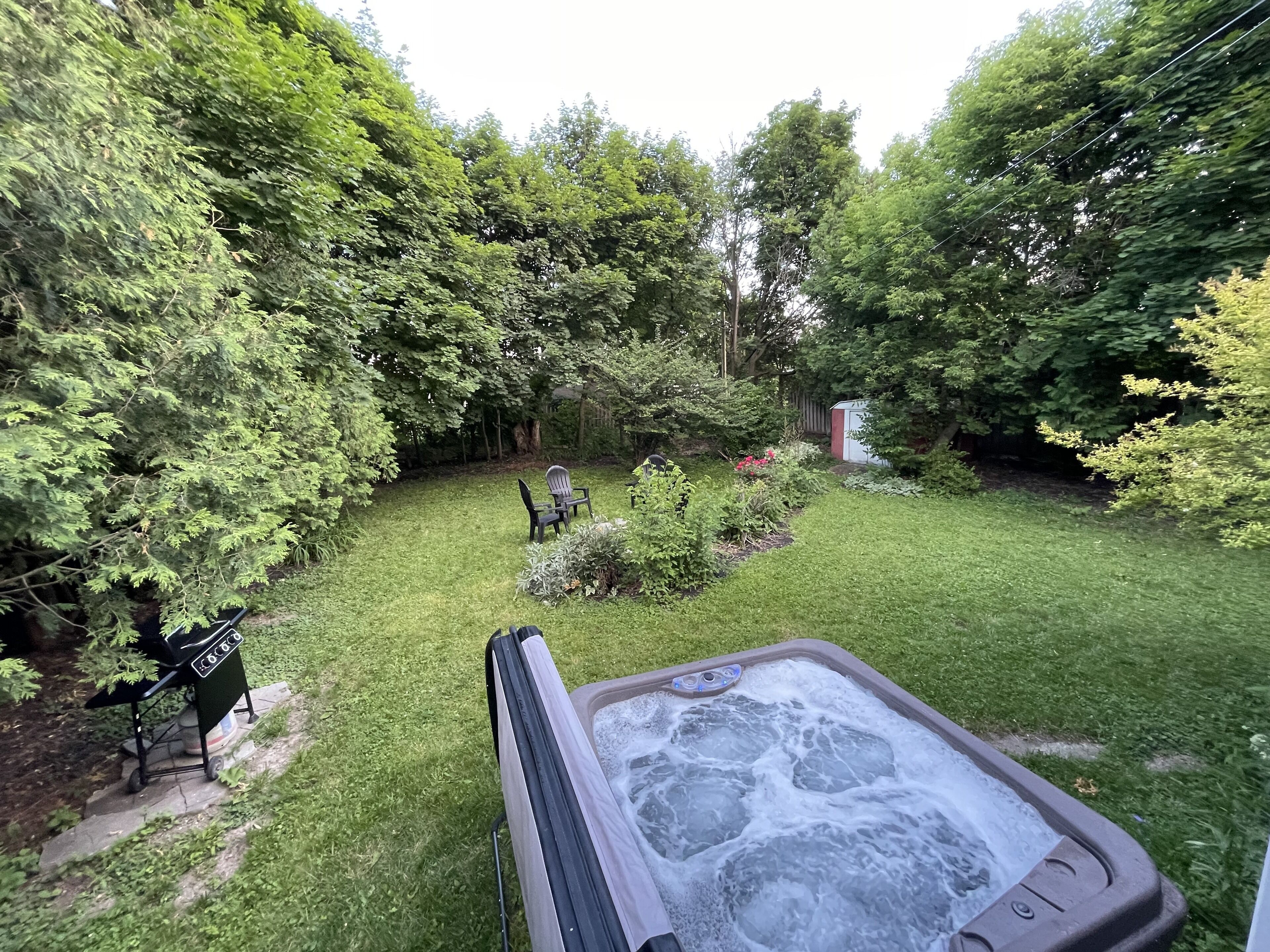 4 BDR Home☆Hot Tub☆Fire Pit☆BBQ☆Walk To River