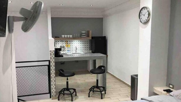 1 多间卧室、免费 WiFi、床单