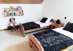 2 bedrooms, WiFi - 2nd floor, balcony, tv, ski locker, 90m², Pralognan-la-Vanoise (Pralognan-la-Vanoise)