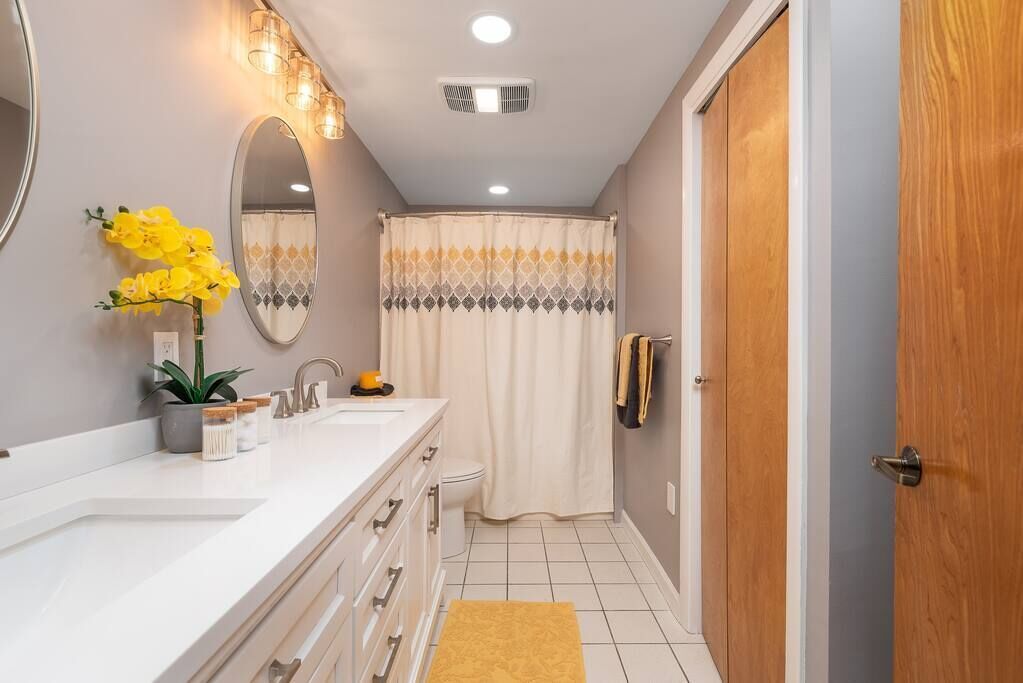 Luxurious & Lofty Mountain Retreat!