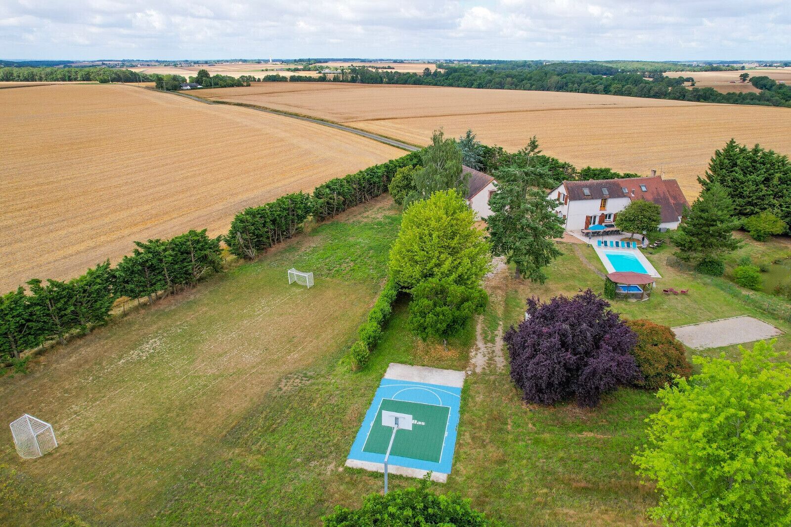 Sportplatz