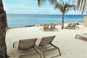 Playa privada, arena blanca