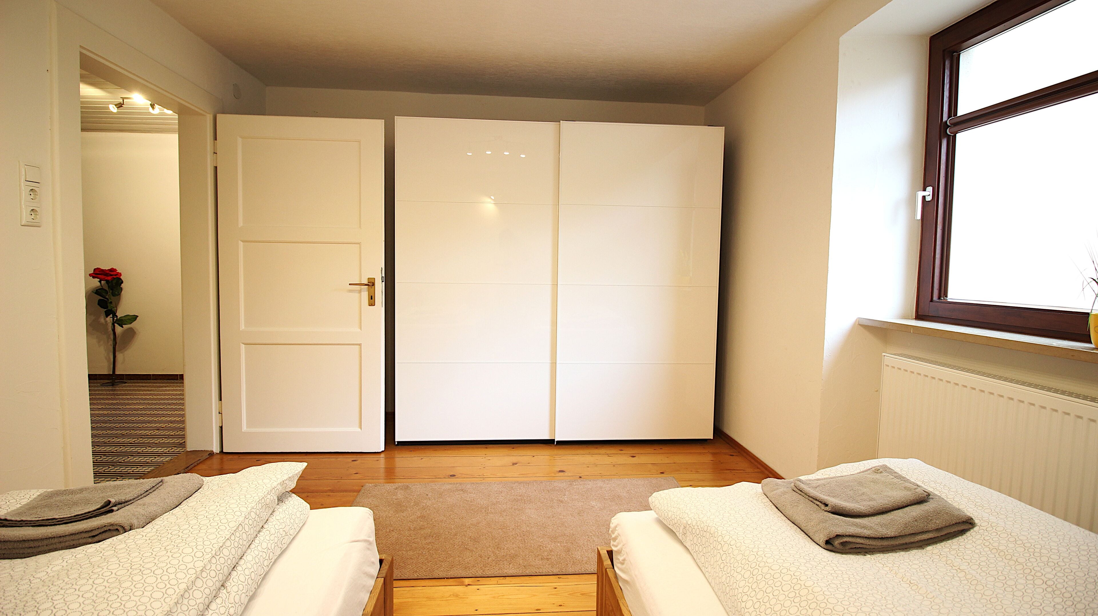 3 habitaciones, wifi gratis y ropa de cama 