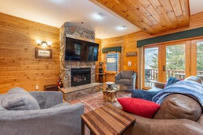 Smart TV, fireplace, table football