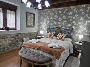 3 Schlafzimmer, Bügeleisen/Bügelbrett, Reisekinderbett, kostenloses WLAN