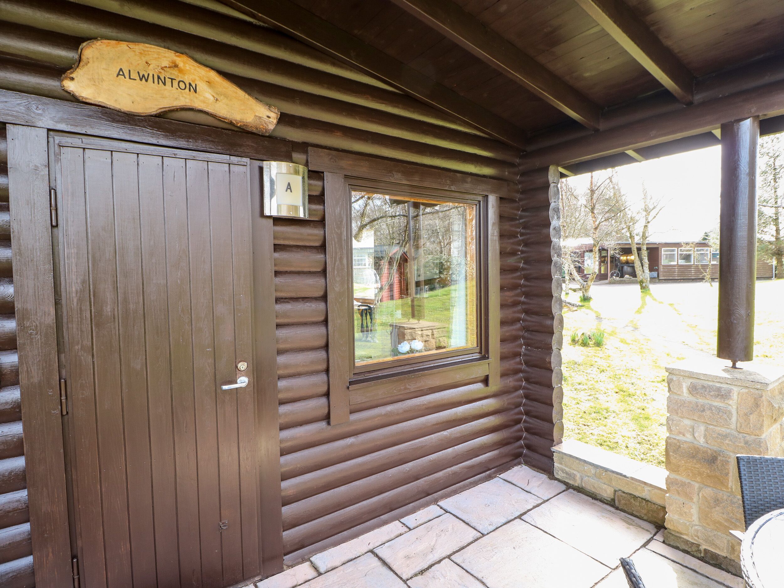 Cottage | Interior