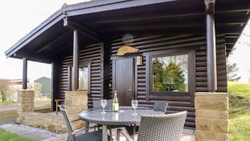Cottage | Balcony