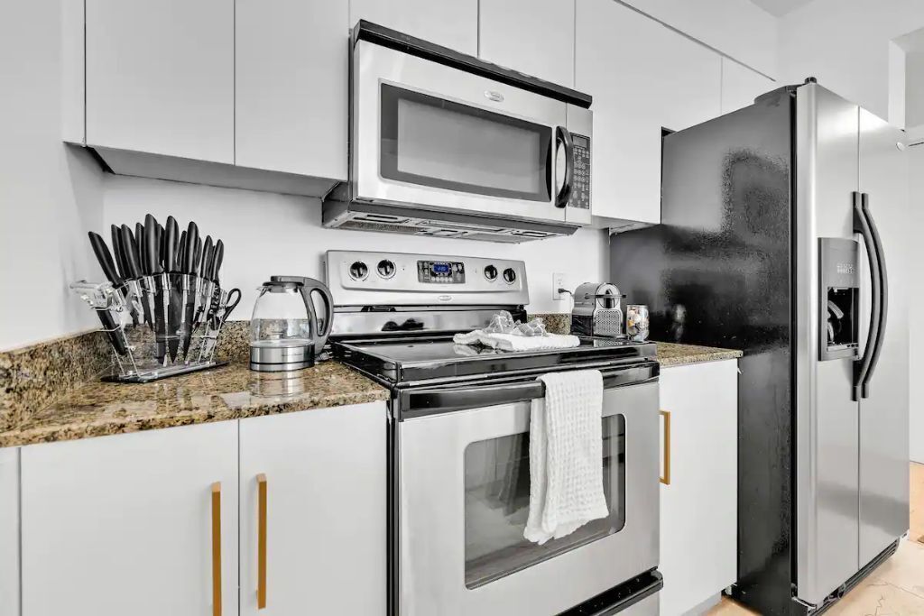 Beautiful condo with ocean view at Miami Brickell